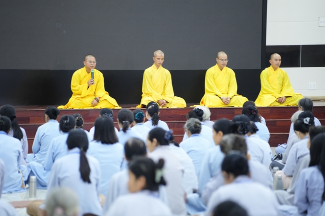 Pháp thoại “Những cạm bẫy trên đường tu” – Ni sư Thích Nữ Như Lan – KTPT 105