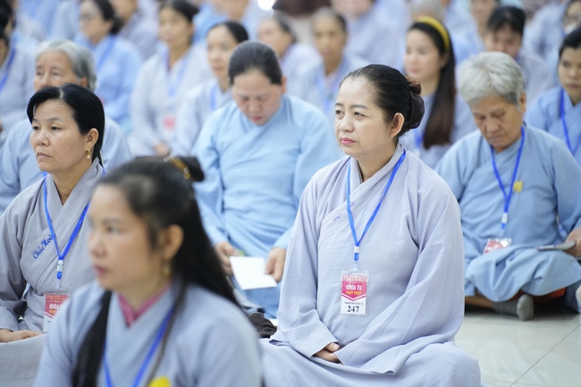 Pháp thoại “Những cạm bẫy trên đường tu” – Ni sư Thích Nữ Như Lan – KTPT 105