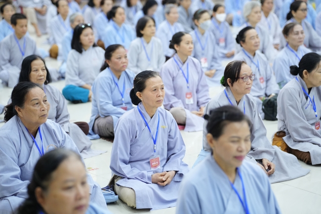 Pháp thoại “Những cạm bẫy trên đường tu” – Ni sư Thích Nữ Như Lan – KTPT 105