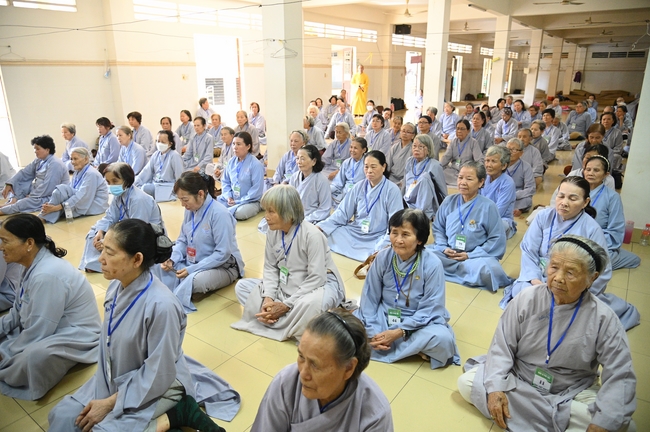 Pháp thoại “Những cạm bẫy trên đường tu” – Ni sư Thích Nữ Như Lan – KTPT 105