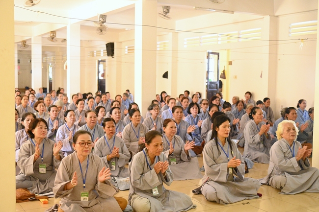 Pháp thoại “Những cạm bẫy trên đường tu” – Ni sư Thích Nữ Như Lan – KTPT 105