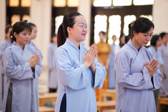 “Applied Dharma Propagation” Class - Dharma Talk: “The Appearance of the Buddha” by Junior Thich Tam Nguyet