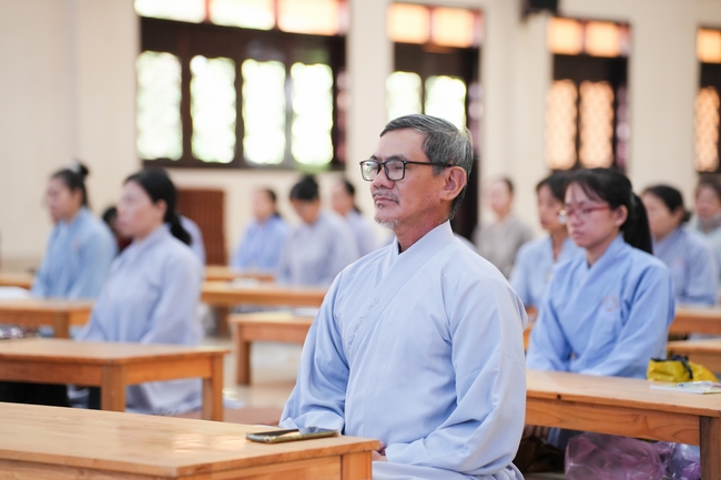“Applied Dharma Propagation” Class - Dharma Talk: “The Appearance of the Buddha” by Junior Thich Tam Nguyet