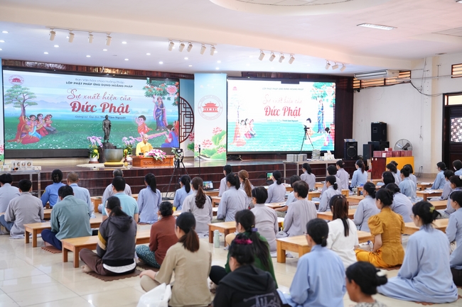 “Applied Dharma Propagation” Class - Dharma Talk: “The Appearance of the Buddha” by Junior Thich Tam Nguyet
