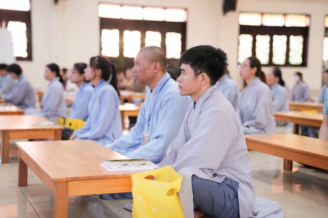 “Applied Dharma Propagation” Class - Dharma Talk: “The Appearance of the Buddha” by Junior Thich Tam Nguyet