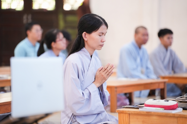 “Applied Dharma Propagation” Class - Dharma Talk: “The Appearance of the Buddha” by Junior Thich Tam Nguyet