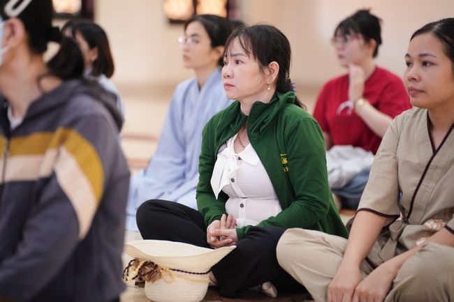 “Applied Dharma Propagation” Class - Dharma Talk: “The Appearance of the Buddha” by Junior Thich Tam Nguyet