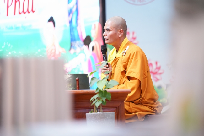 “Applied Dharma Propagation” Class - Dharma Talk: “The Appearance of the Buddha” by Junior Thich Tam Nguyet