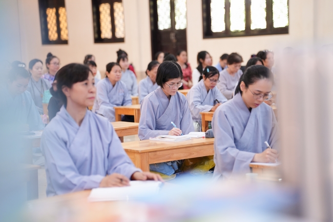 “Applied Dharma Propagation” Class - Dharma Talk: “The Appearance of the Buddha” by Junior Thich Tam Nguyet