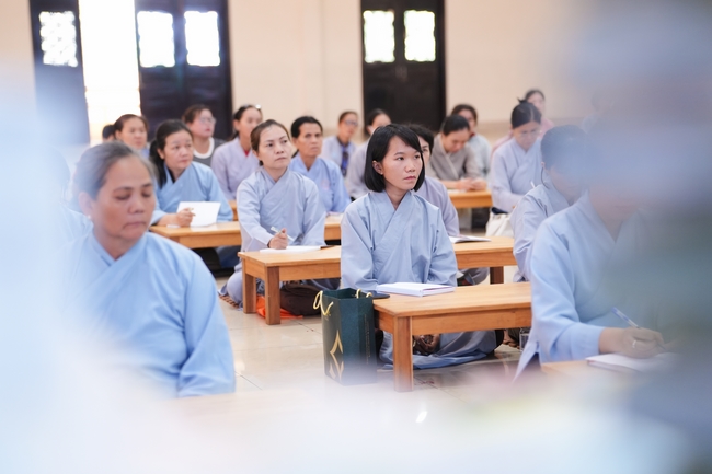 “Applied Dharma Propagation” Class - Dharma Talk: “The Appearance of the Buddha” by Junior Thich Tam Nguyet