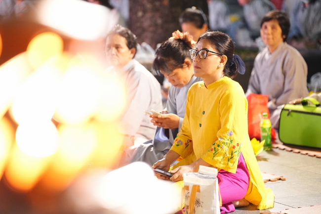 Celebrating the 10th anniversary of Avalokiteshvara ashram, and Seven-year establishing of Hieu-Thuong group