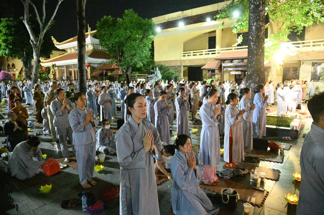 Celebrating the 10th anniversary of Avalokiteshvara ashram, and Seven-year establishing of Hieu-Thuong group