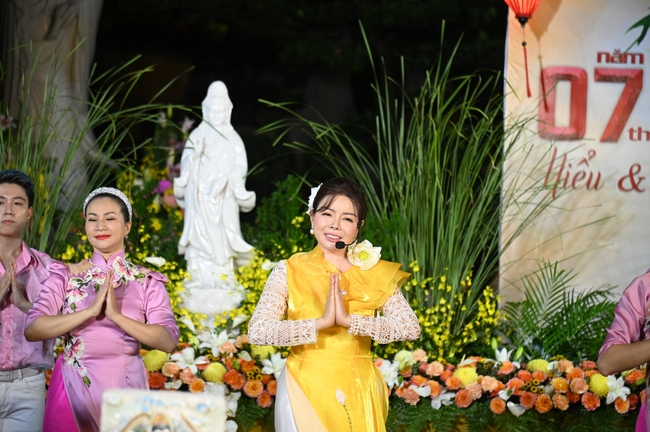 Celebrating the 10th anniversary of Avalokiteshvara ashram, and Seven-year establishing of Hieu-Thuong group