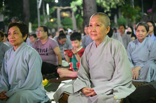 Celebrating the 10th anniversary of Avalokiteshvara ashram, and Seven-year establishing of Hieu-Thuong group