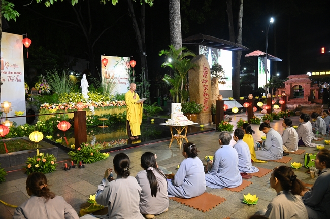 Celebrating the 10th anniversary of Avalokiteshvara ashram, and Seven-year establishing of Hieu-Thuong group