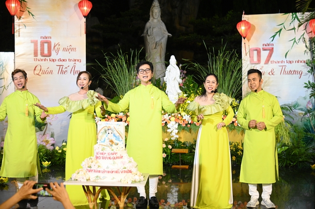 Celebrating the 10th anniversary of Avalokiteshvara ashram, and Seven-year establishing of Hieu-Thuong group
