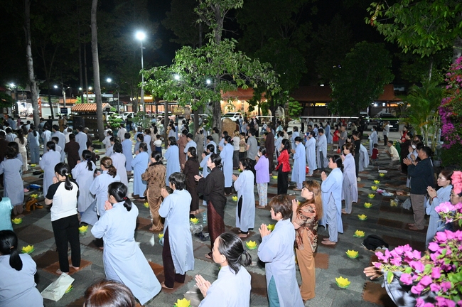 Celebrating the 10th anniversary of Avalokiteshvara ashram, and Seven-year establishing of Hieu-Thuong group