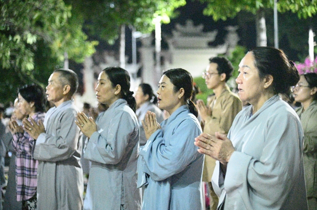 Celebrating the 10th anniversary of Avalokiteshvara ashram, and Seven-year establishing of Hieu-Thuong group