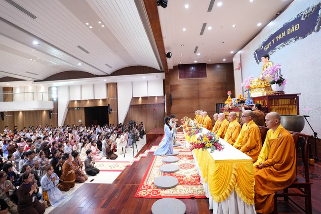 Lễ Quy y Tam Bảo – Lần 1/2025