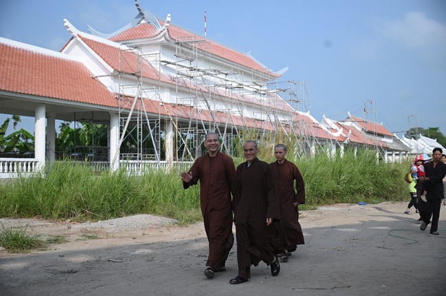 Visiting Truong Phap Pagoda, Hau Giang