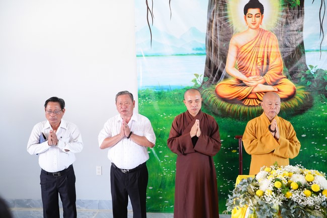 Visiting Truong Phap Pagoda, Hau Giang