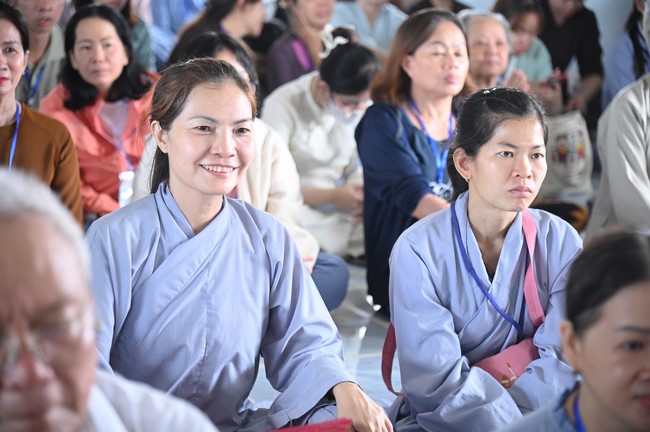 Visiting Truong Phap Pagoda, Hau Giang