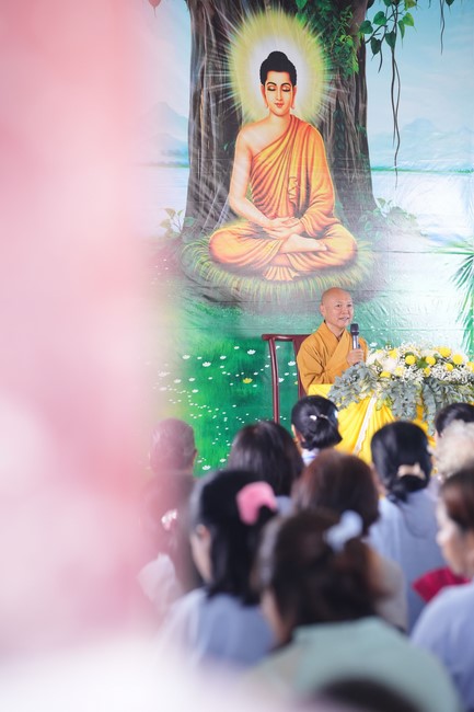 Visiting Truong Phap Pagoda, Hau Giang