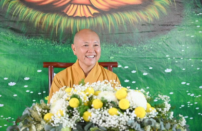 Visiting Truong Phap Pagoda, Hau Giang