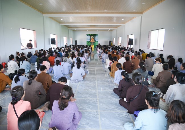 Visiting Truong Phap Pagoda, Hau Giang