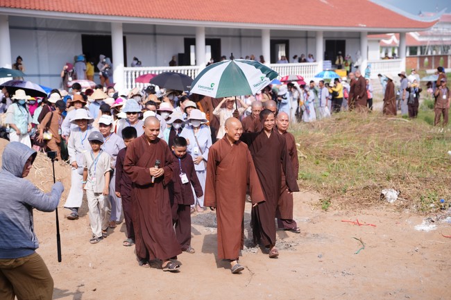 Visiting Truong Phap Pagoda, Hau Giang