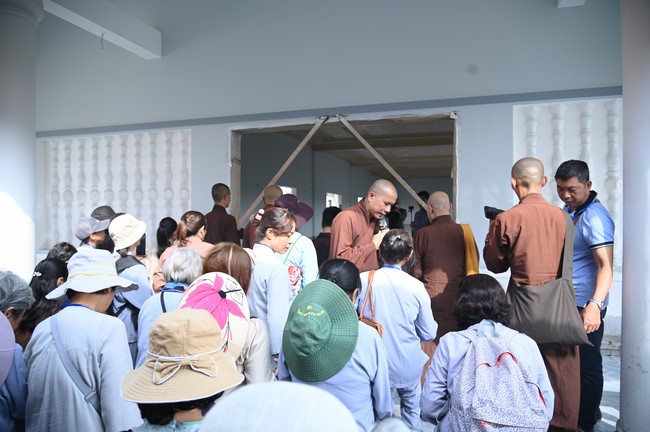 Visiting Truong Phap Pagoda, Hau Giang