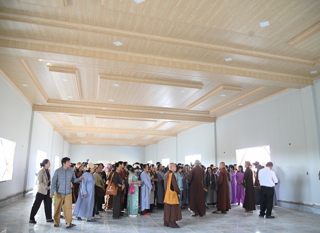 Visiting Truong Phap Pagoda, Hau Giang