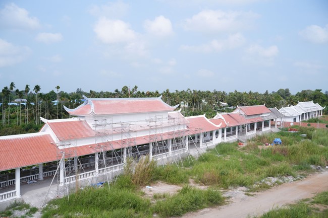 Visiting Truong Phap Pagoda, Hau Giang