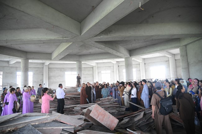 Visiting Truong Phap Pagoda, Hau Giang