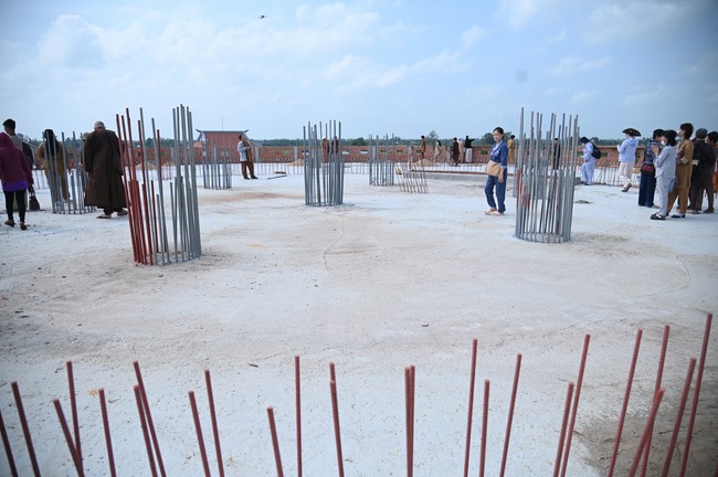 Visiting Truong Phap Pagoda, Hau Giang