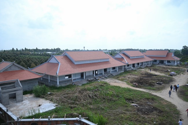 Visiting Truong Phap Pagoda, Hau Giang