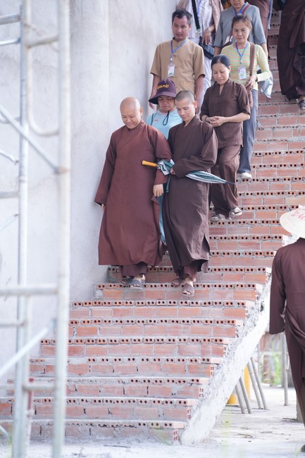 Visiting Truong Phap Pagoda, Hau Giang