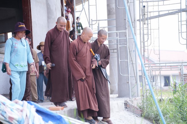Visiting Truong Phap Pagoda, Hau Giang