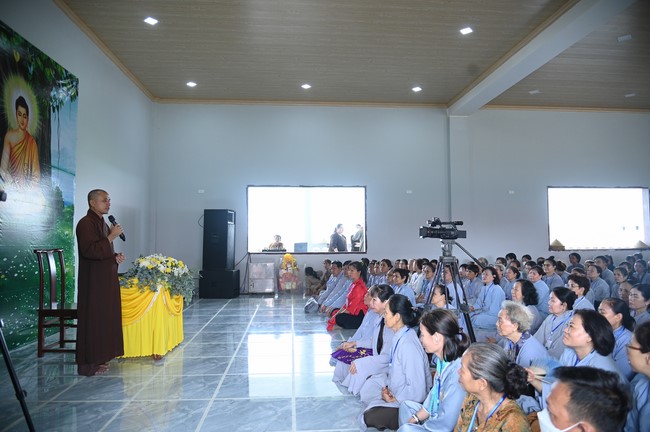 Visiting Truong Phap Pagoda, Hau Giang