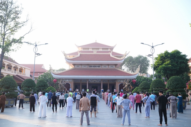 Community program of Body-mind Purification - Guiding a healthy lifestyle in accordance with the nature