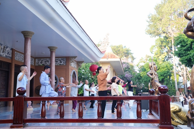 Community program of Body-mind Purification - Guiding a healthy lifestyle in accordance with the nature