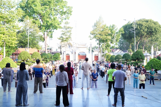 Community program of Body-mind Purification - Guiding a healthy lifestyle in accordance with the nature