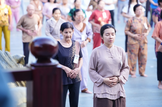 Community program of Body-mind Purification - Guiding a healthy lifestyle in accordance with the nature