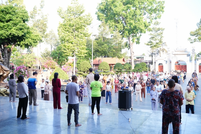 Community program of Body-mind Purification - Guiding a healthy lifestyle in accordance with the nature