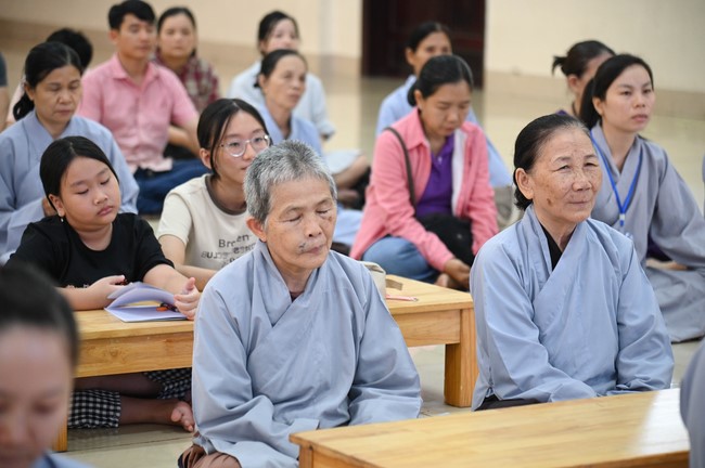 Lớp Phật Pháp Ứng Dụng Hoằng Pháp: Pháp thoại “Thanh tịnh và hòa hợp” – Đại đức Thích Tâm Dược