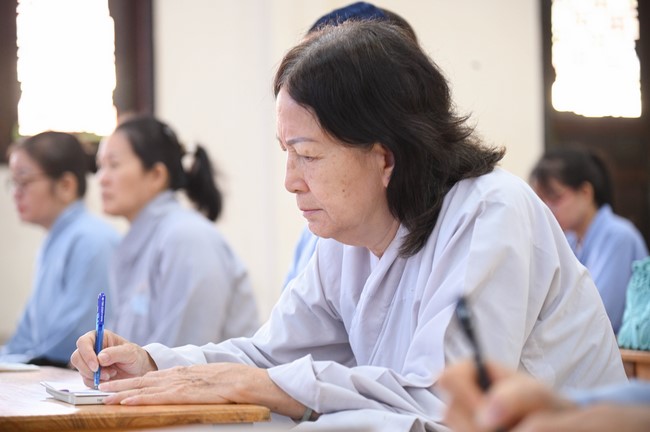 Lớp Phật Pháp Ứng Dụng Hoằng Pháp: Pháp thoại “Thanh tịnh và hòa hợp” – Đại đức Thích Tâm Dược