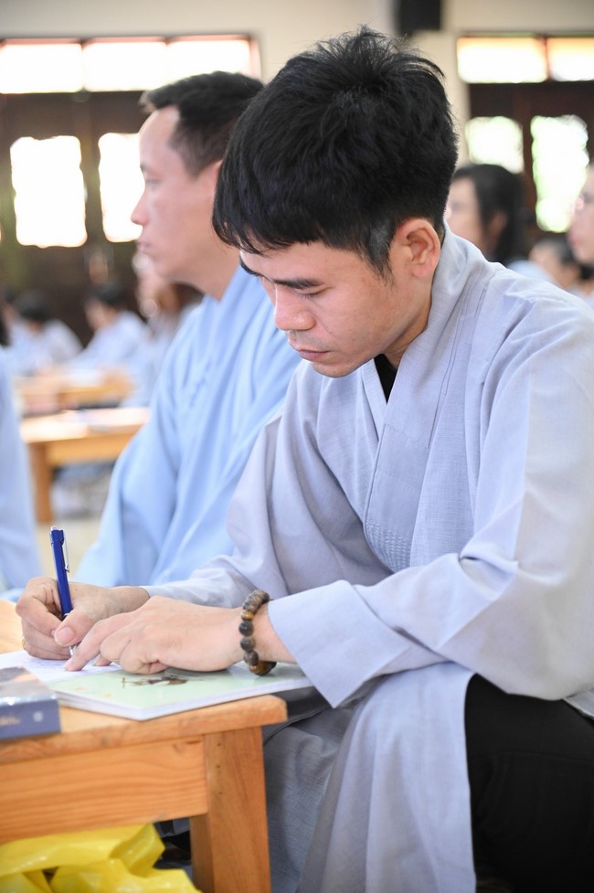 Lớp Phật Pháp Ứng Dụng Hoằng Pháp: Pháp thoại “Thanh tịnh và hòa hợp” – Đại đức Thích Tâm Dược