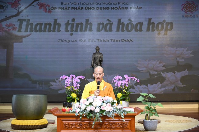 Lớp Phật Pháp Ứng Dụng Hoằng Pháp: Pháp thoại “Thanh tịnh và hòa hợp” – Đại đức Thích Tâm Dược