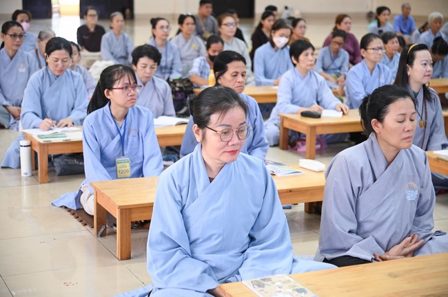 Lớp Phật Pháp Ứng Dụng Hoằng Pháp: Pháp thoại “Thanh tịnh và hòa hợp” – Đại đức Thích Tâm Dược