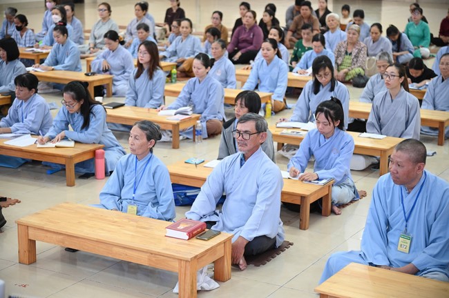 Lớp Phật Pháp Ứng Dụng Hoằng Pháp: Pháp thoại “Thanh tịnh và hòa hợp” – Đại đức Thích Tâm Dược